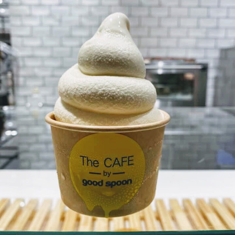 生チーズソフトクリーム(ザカフェバイグッドスプーン)