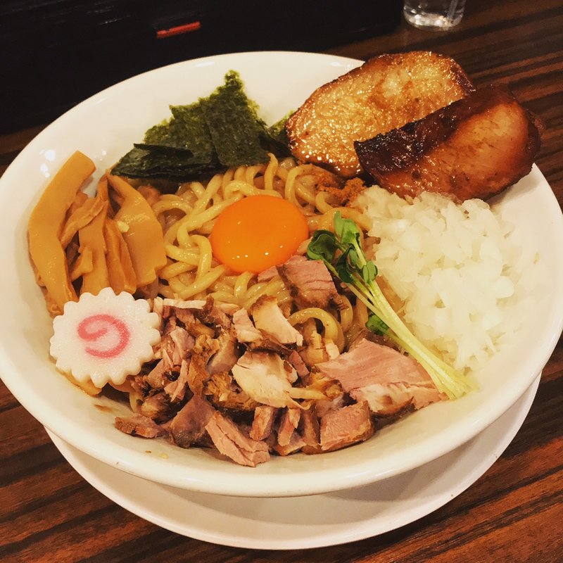 背脂魚介油そば(魁 肉盛りつけ麺 六代目 けいすけ 湯島店)