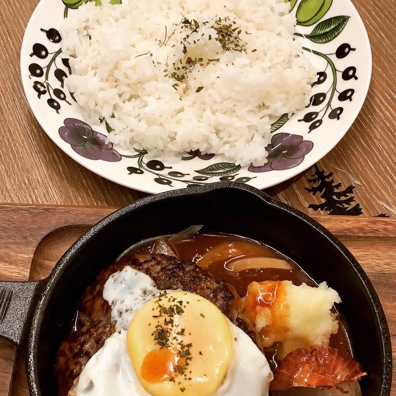 粗びきハンバーグ(Drip-X-Cafeホワイティうめだ泉の広場店)