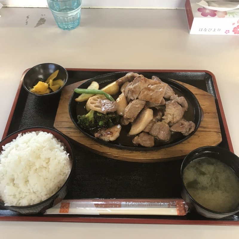 更新定食　300g ご飯大盛(定食処 櫻茶屋)