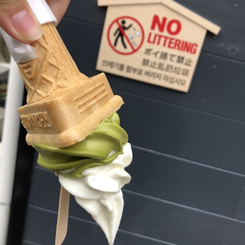 絹ごし豆腐&宇治抹茶豆腐ソフト(京豆庵 伏見稲荷店 )