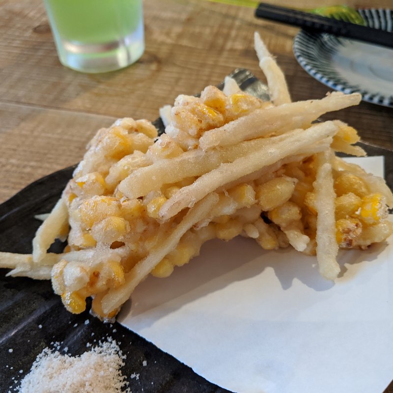 とうもろこしと新生姜のかき揚げ(左利き)