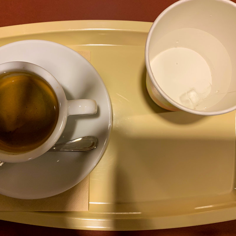 エスプレッソ(カフェ ベローチェ 新宿三丁目店)