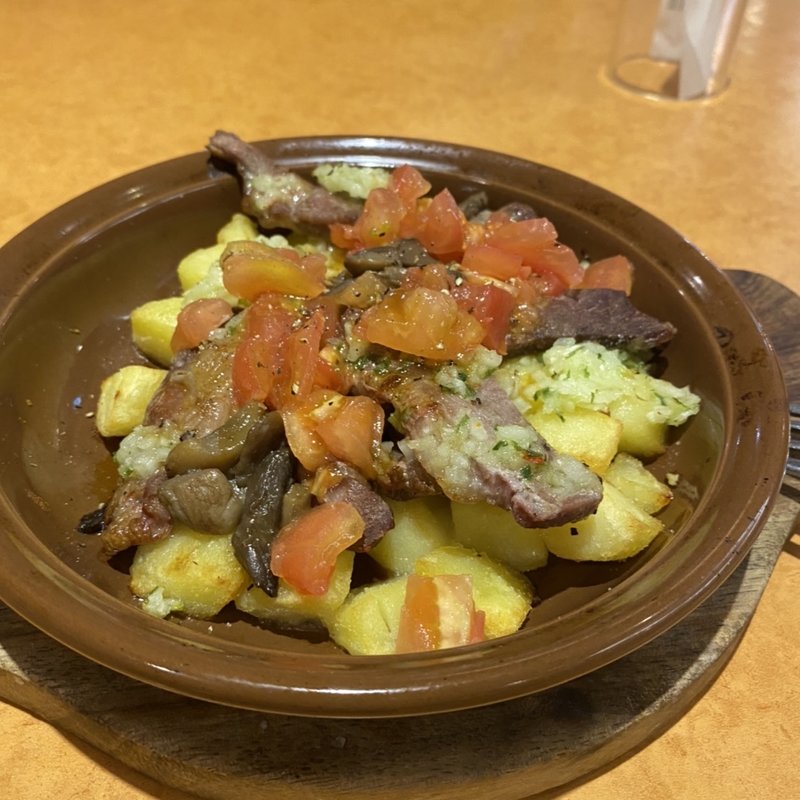 ラムとジャガイモのなんちゃら(サイゼリヤ 目黒通り碑文谷店)