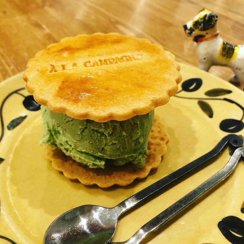 ピスタチオアイス(ア・ラ・カンパーニュ 神戸ハーバーランドumie店)