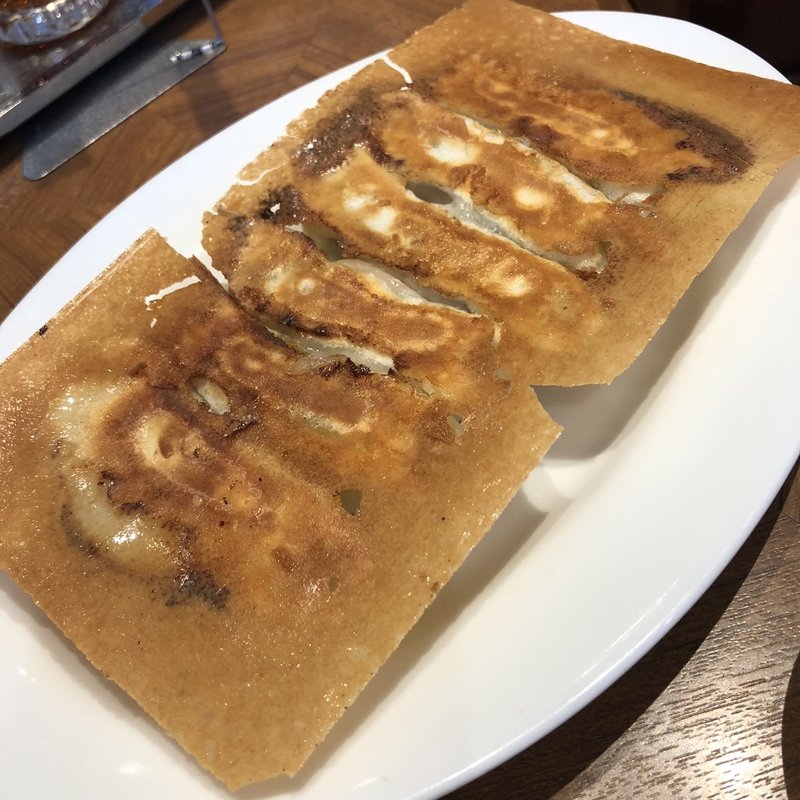 えびと豚肉入り焼餃子(鼎泰豊 銀座店（ディンタイフォン）)