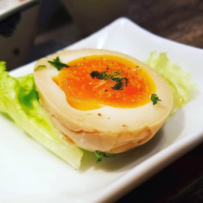 軍鶏の半熟煮たまご(バードコート)