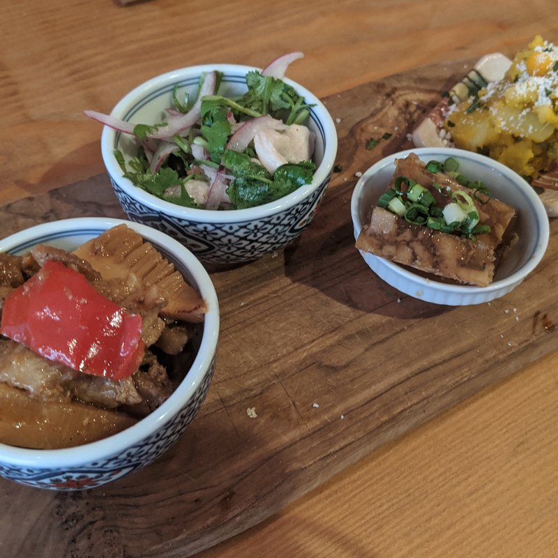 前菜・おばんざいお任せ盛3種(酒場ニホレモ)