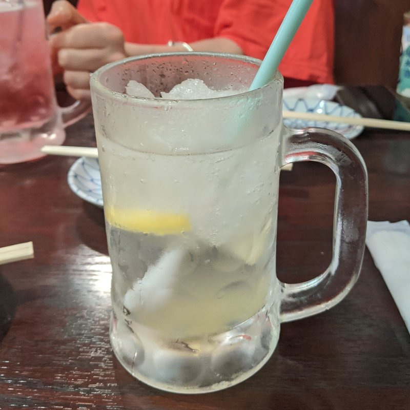 シャリ金レモンサワー(串焼き処ディズ)