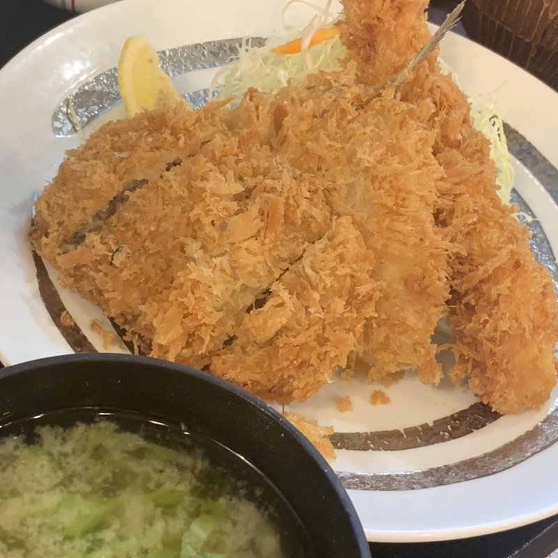 ミックスフライ定食(巣鴨ときわ食堂 大塚店)