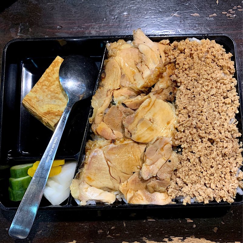 とりめし重(なばや)