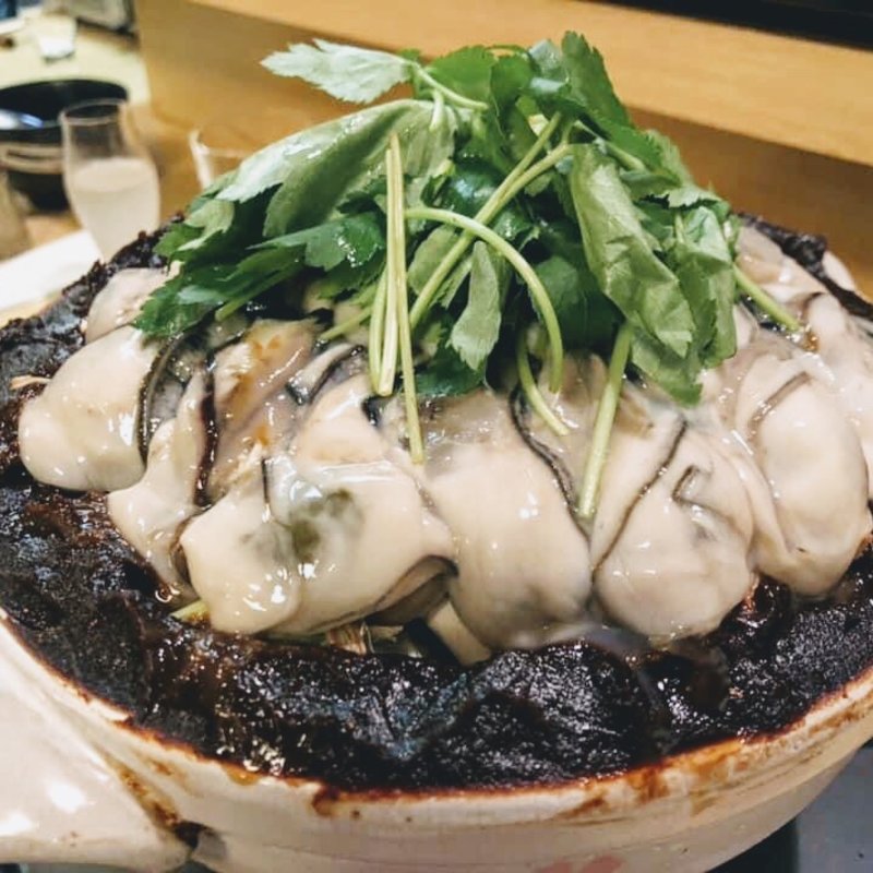 牡蠣の土手鍋(鎮守の森 animism bar)