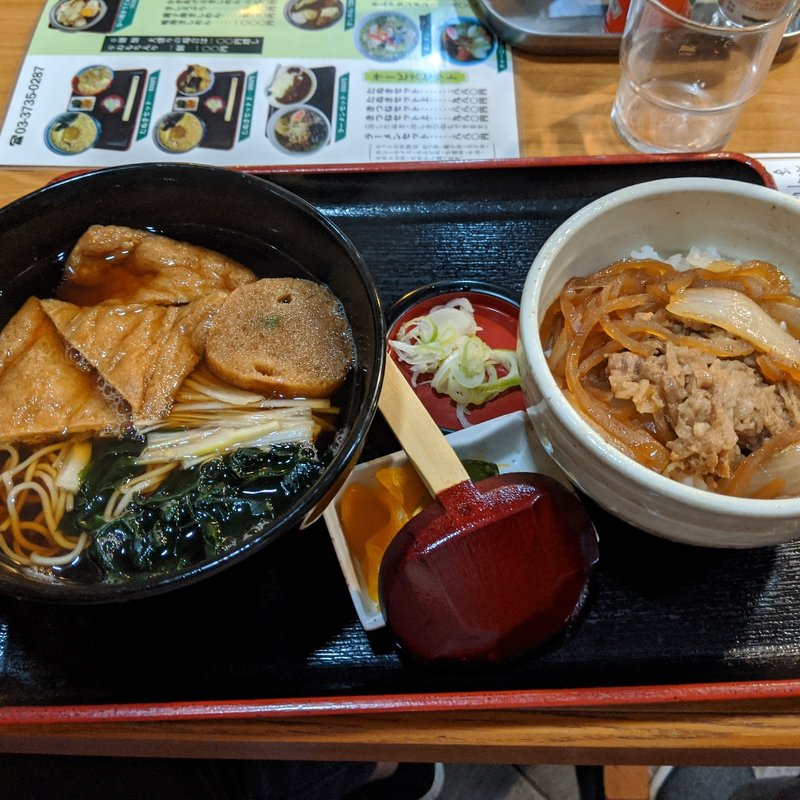 半きつねそば+生姜焼き丼(一力 蒲田店)