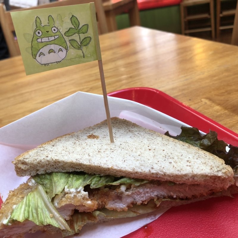 くいしんぼうのカツサンド(カフェ麦わらぼうし （カフェムギワラボウシ）)