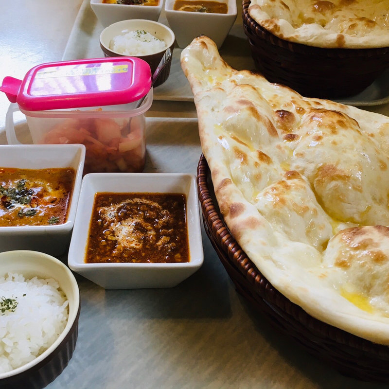 Cセット 超お得！(炭焼きナンの店 ぞうさんカレー)