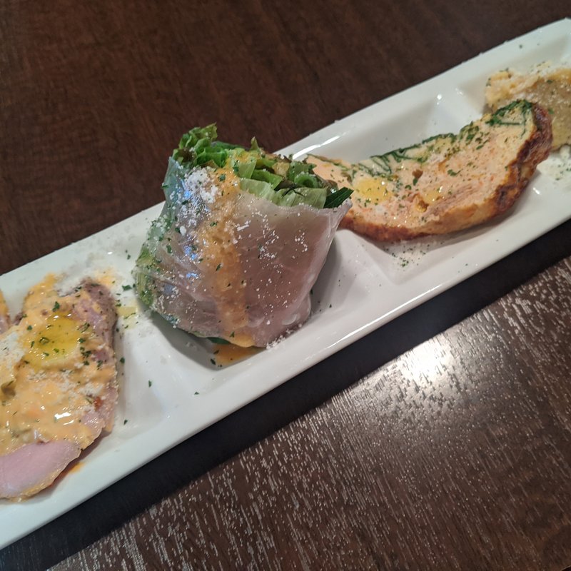 本日の前菜盛り合わせ(THE BAR 新大阪 （ザバール）)