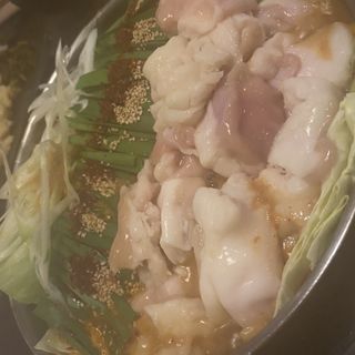 冬季限定　特製もつ鍋(唐辛子)(黄金屋 新宿)