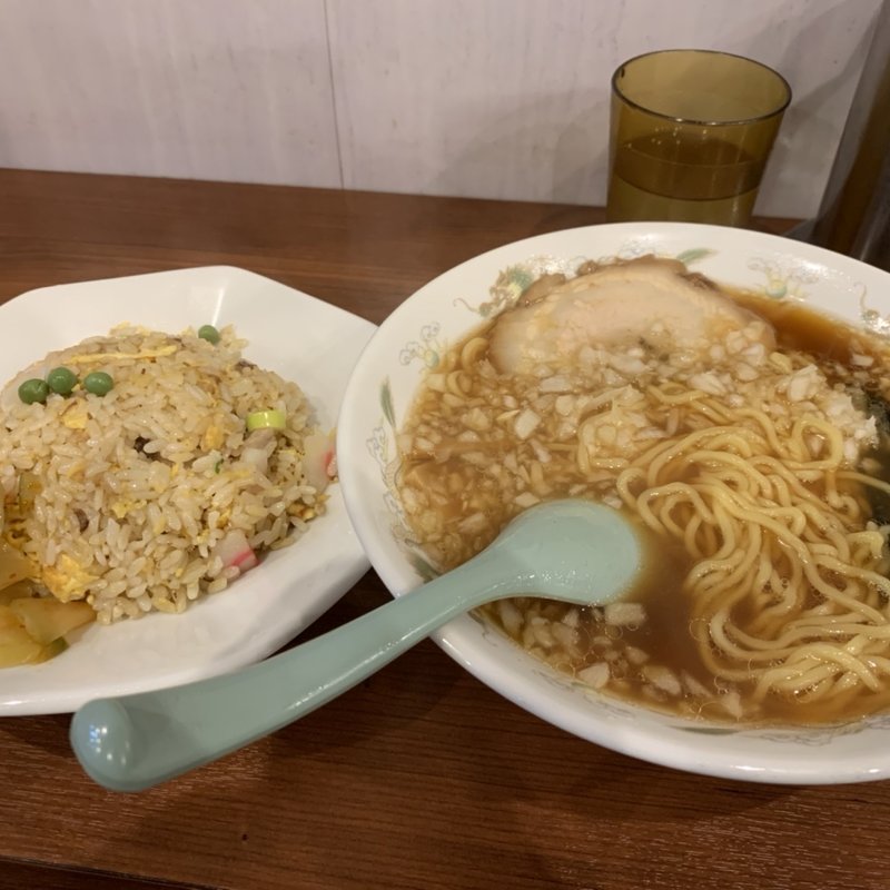 一平らーめんと炒飯ハーフ(一平)