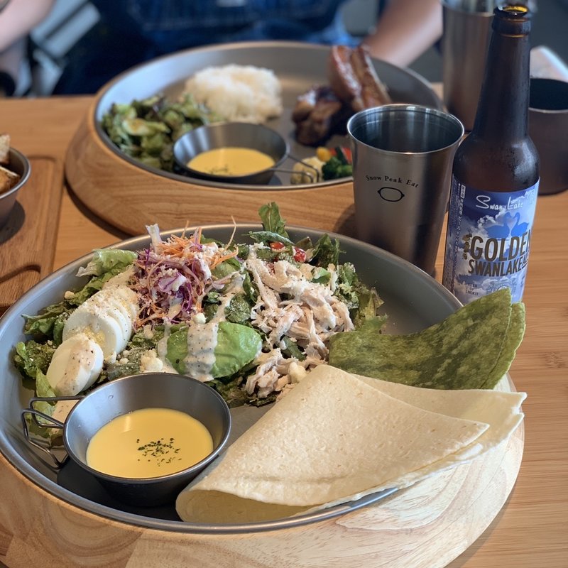 具沢山サラダトルティーヤでDIYラップサンド(Snow peak Eat)