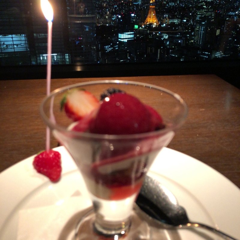 本日のデザート(マジェスティック （Bar&Lounge MAJESTIC）)