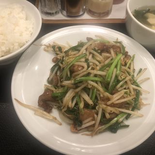 レバニラ定食(ラーメン餃子館 小次郎 新宿店 )