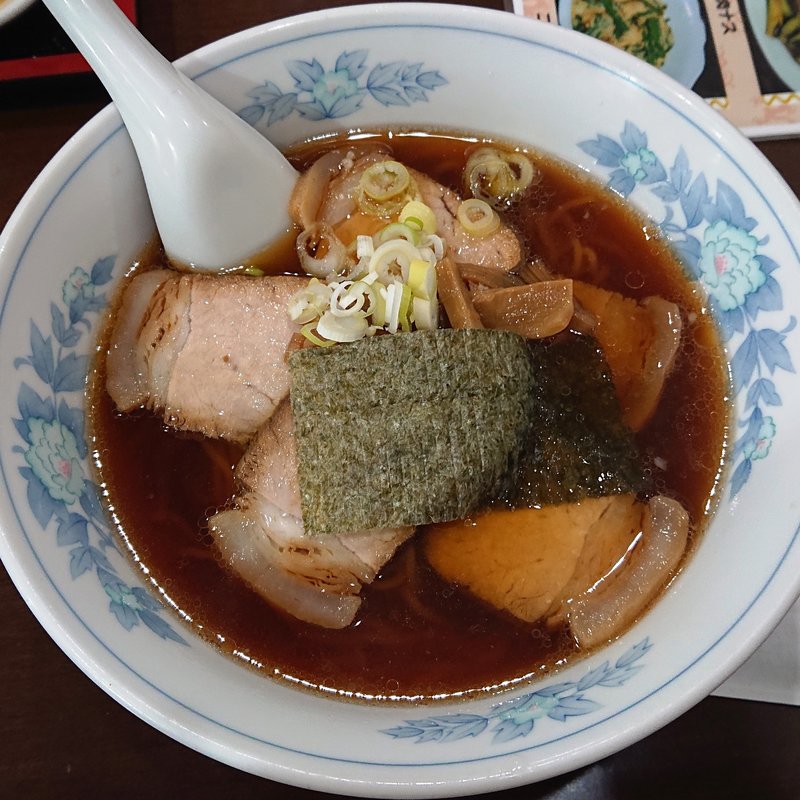 チャーシューメン(六龍)