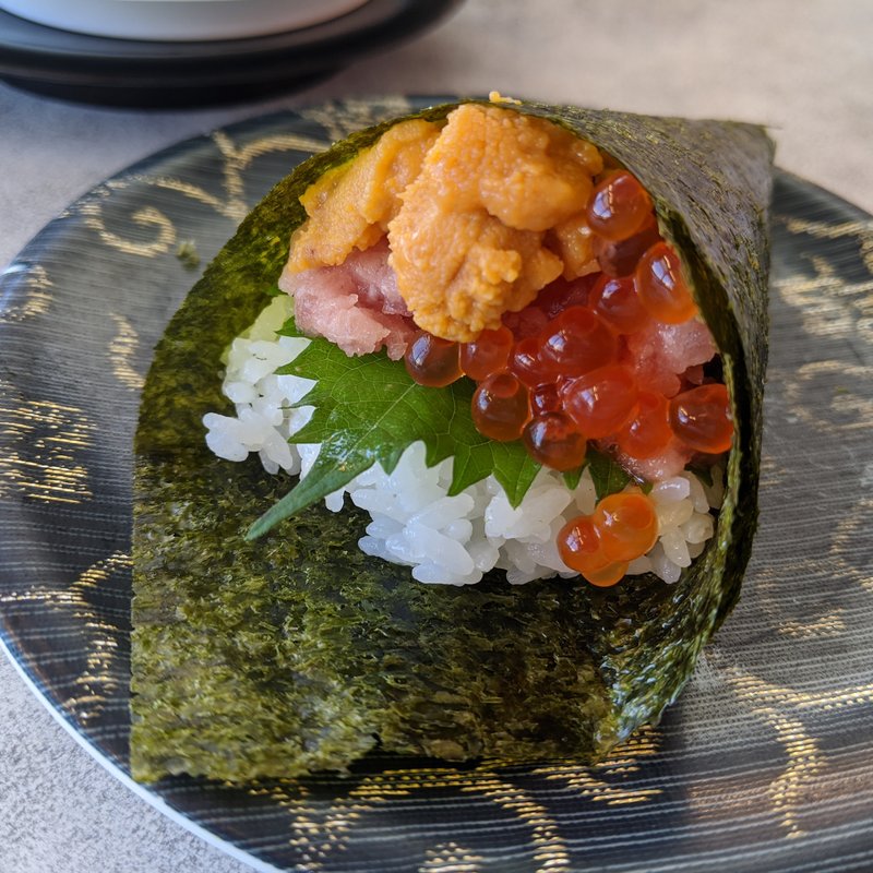 ウニトロ手巻き(回転寿司 魚どんや （さかなどんや）)