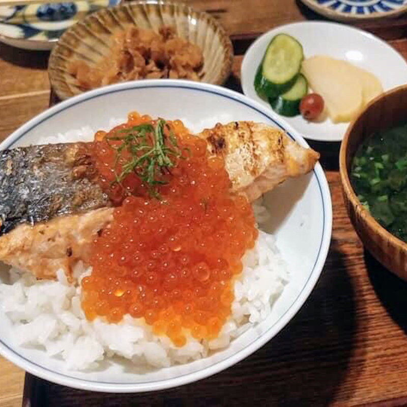 鮭いくら丼(しゃけ小島 本店)