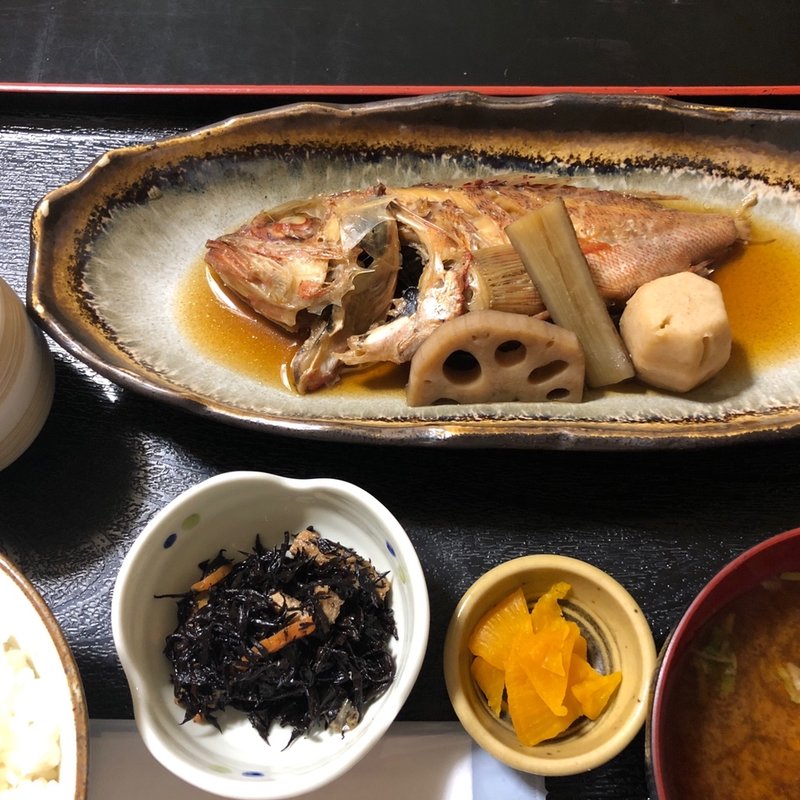 かさごの煮つけ(八丁堀 朋（ハッチョウボリ トモ）)