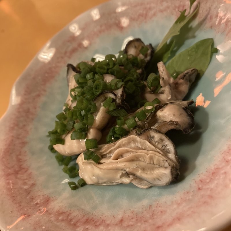 牡蠣の酒蒸し(ムード プラス 西荻窪)