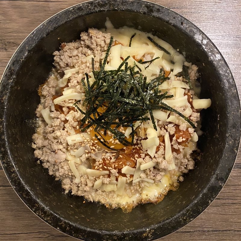 石焼ビビンバ(豚まに)