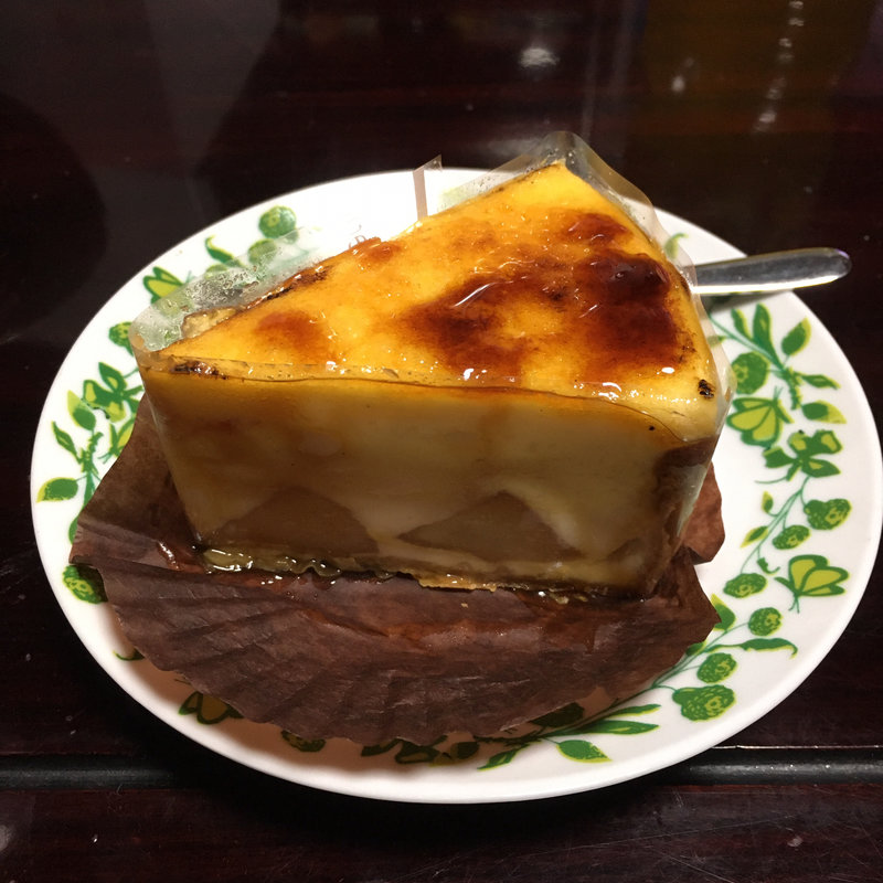 シブースト(シェ・アオタニ （石切西洋浪漫菓子　青谷）)