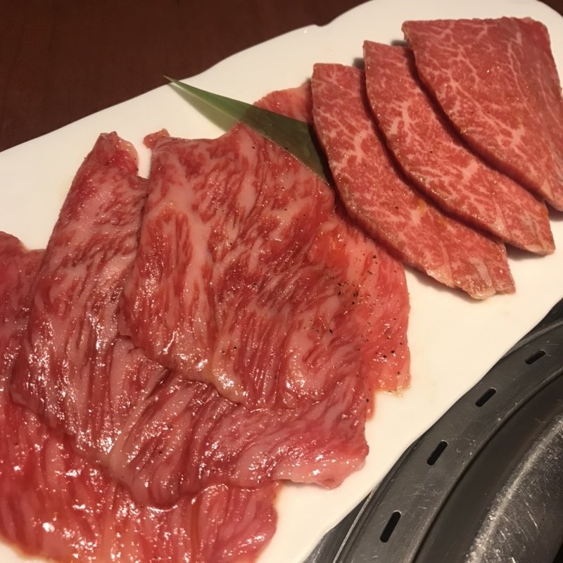 シャトーブリアンとシルクロース(よろにく　エビス)