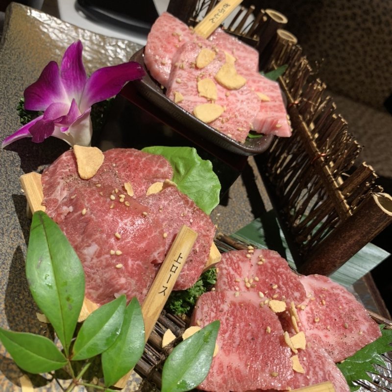 尾崎牛3種も盛合( 極・和牛焼肉 やざわ　池袋店)