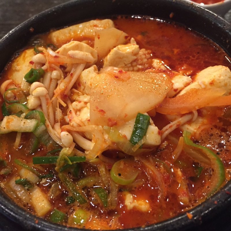 スンドゥブチゲ(どんなりざ)