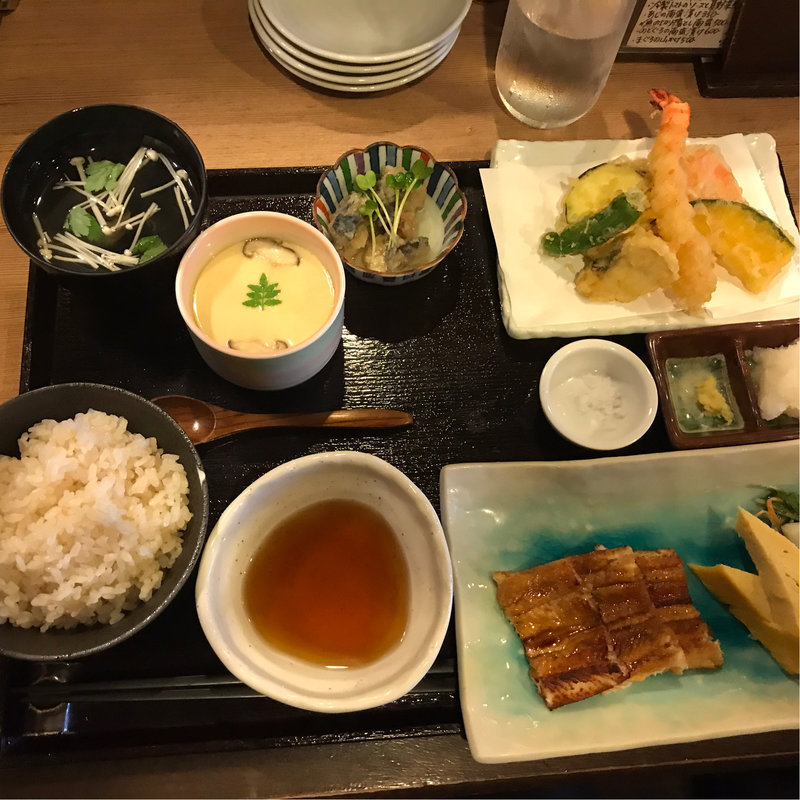 穴子重(こでまり )