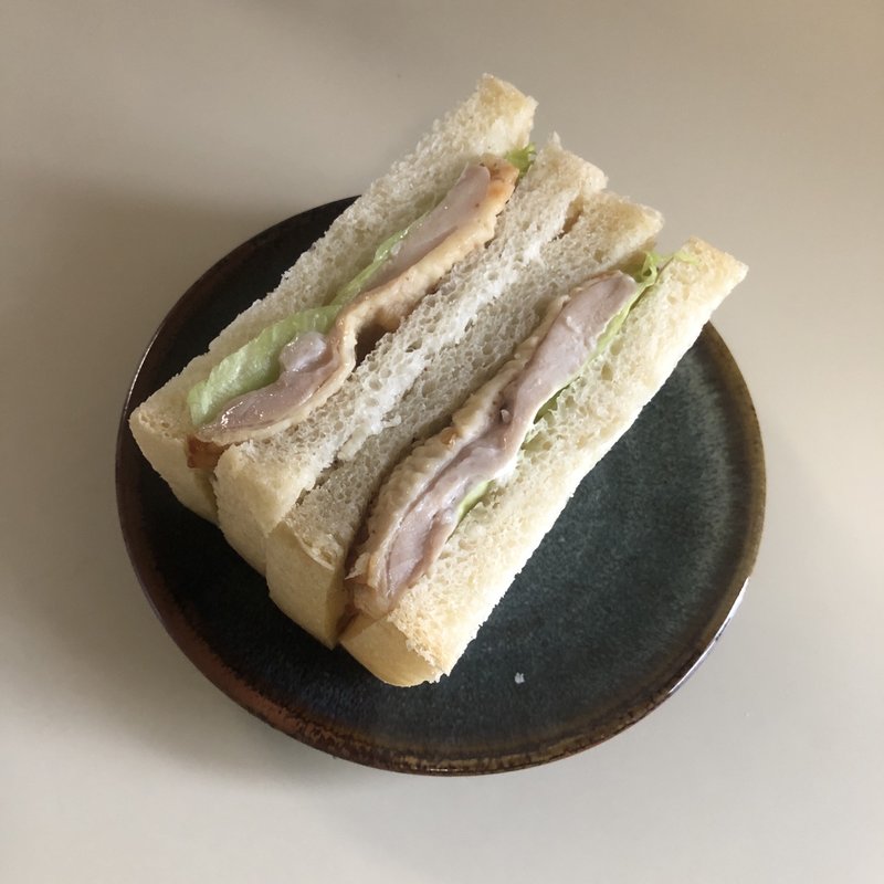 塩チキンサンド(ラ・ブランジェリー・ピュール)