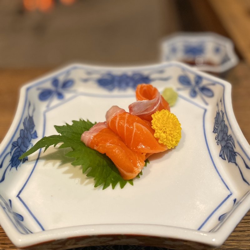 蓬莱鱒お造り(柳家)