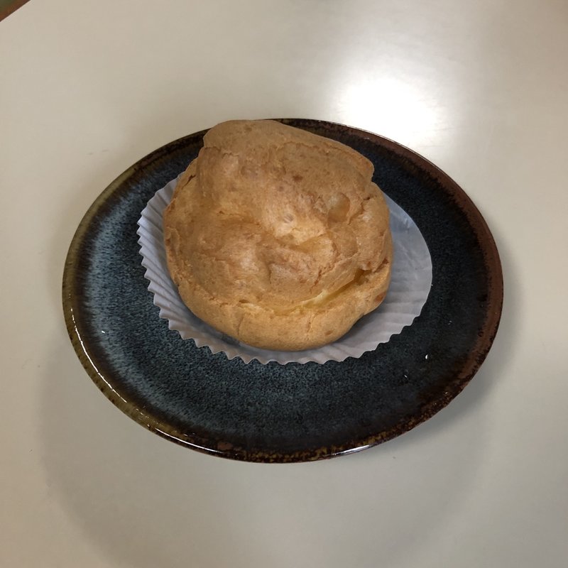 カスタードシュークリーム(マッターホーン)