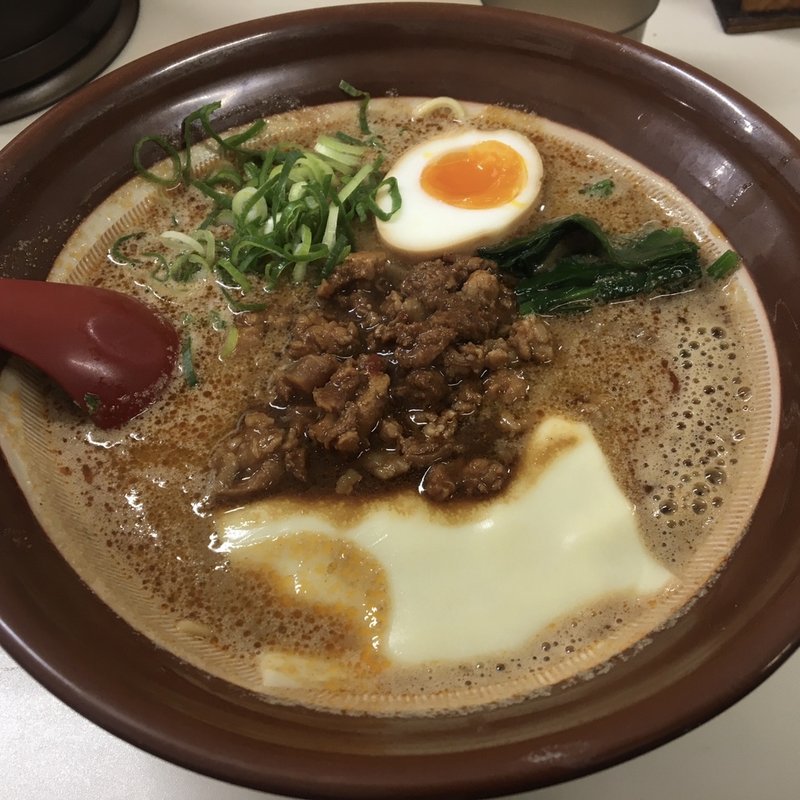 チーズ月見担々麺(担々麺 信玄)