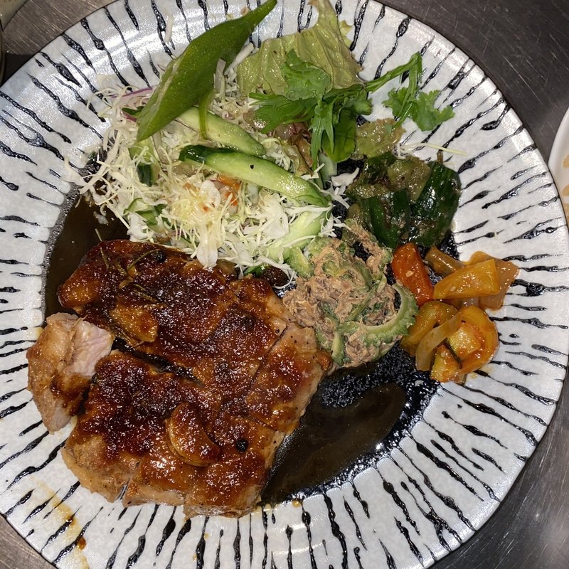 トンテキ(洋食酒場よしや)