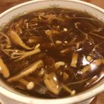フカヒレ三種具スープ(華錦飯店)