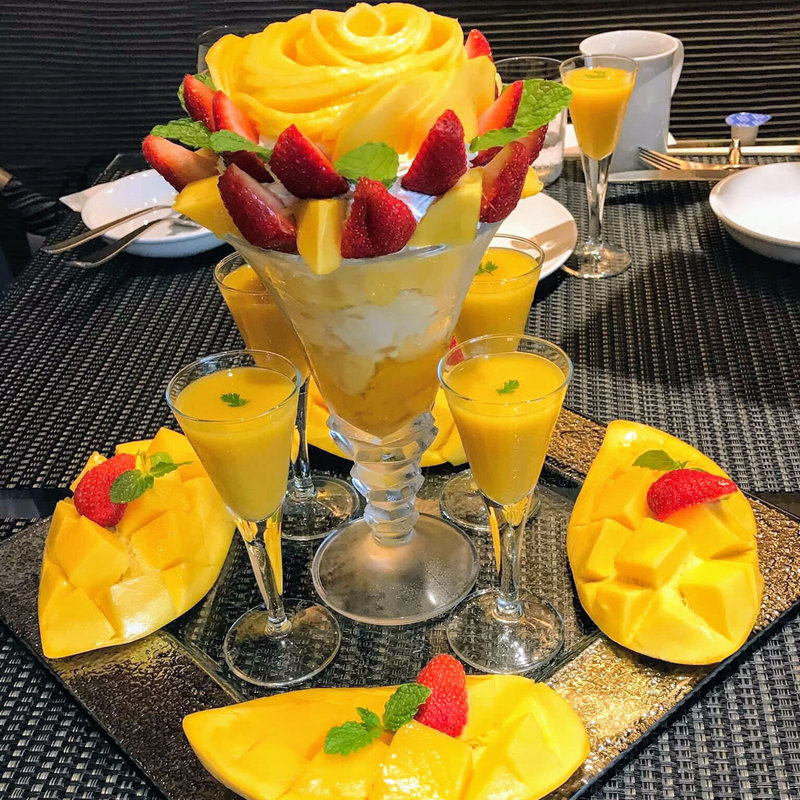 座ったままでマンゴー狩り(THE LIVING)