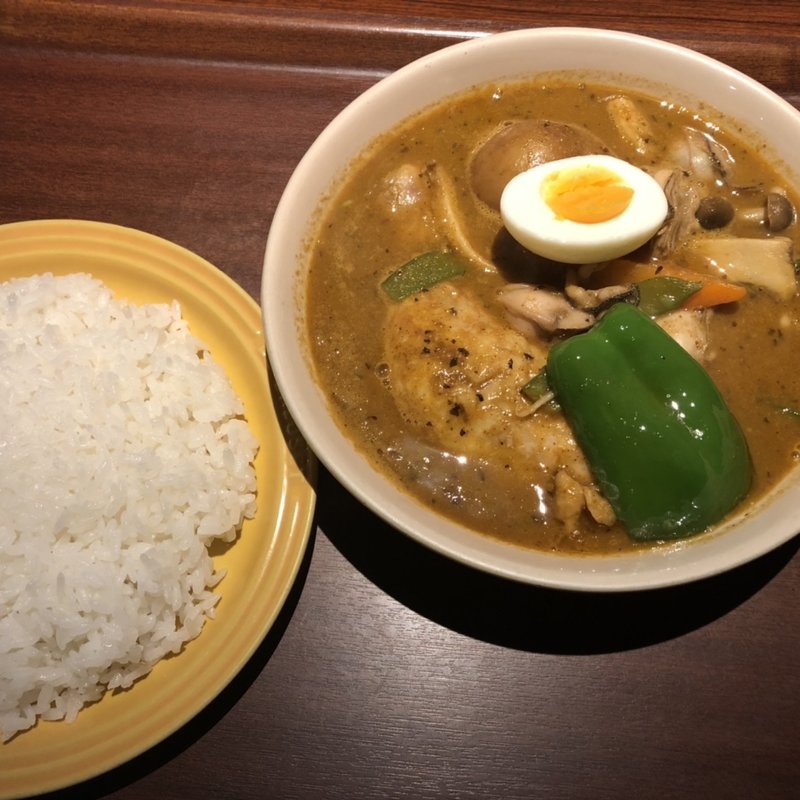 チキンときのこのカレー牡蠣トッピング(べいらっきょ)