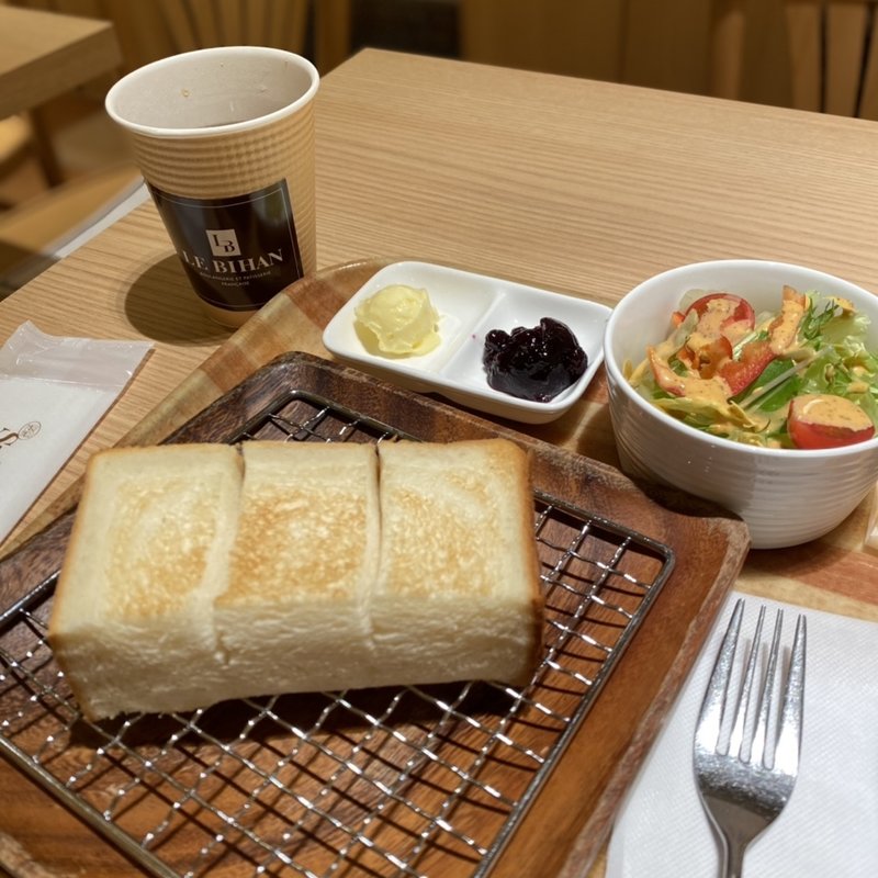 モーニングトーストセット(ル ビアン エキュート赤羽店)