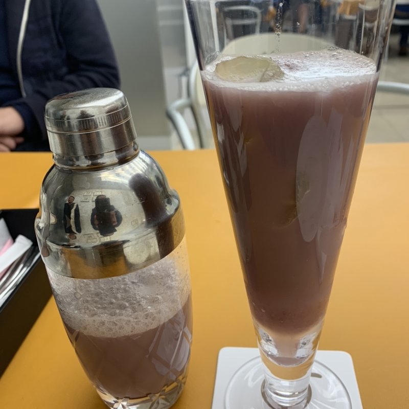 プロテインジュース〜ピオーネ〜(新宿高野本店 タカノフルーツパーラー)