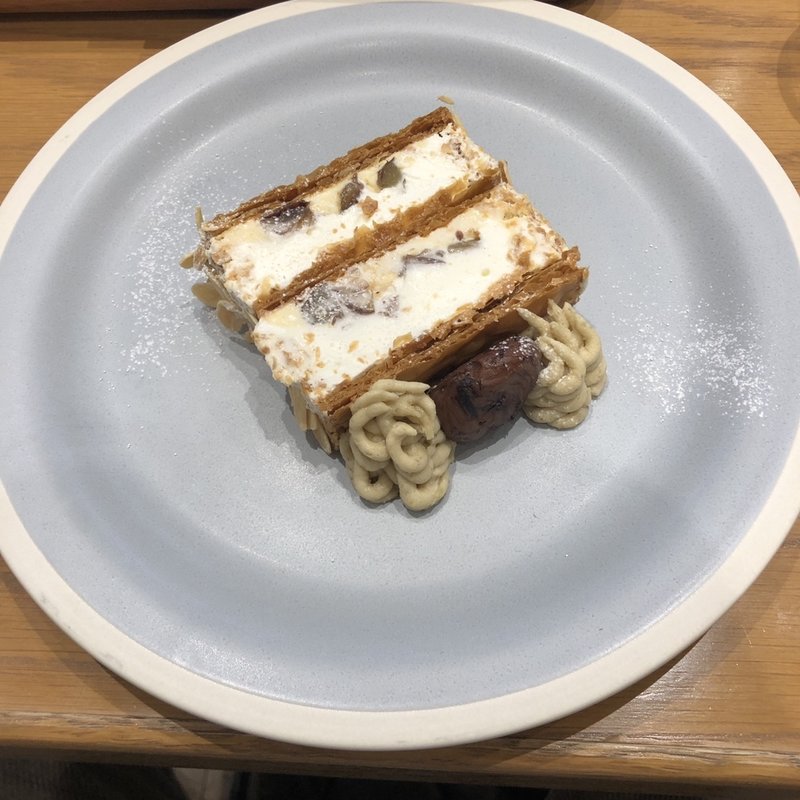 KIHACHIのマロンパイ(キハチ カフェ 日比谷シャンテ)