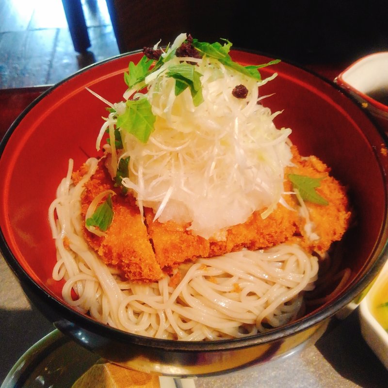 とんかつおろしそば(八福どぜう庵 （はちふくどぜうあん）)