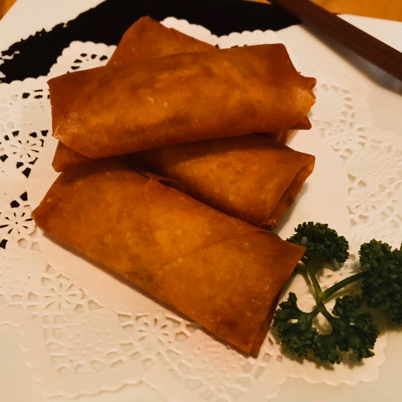 春巻き、4つ(レストラン天外天)