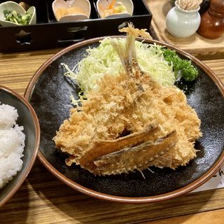 松輪アジフライ定食(白木屋 とん平)